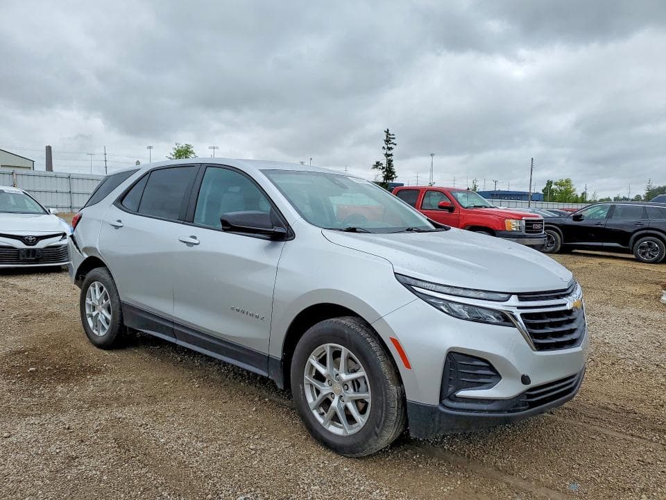2022 CHEVROLET EQUINOX LS 4