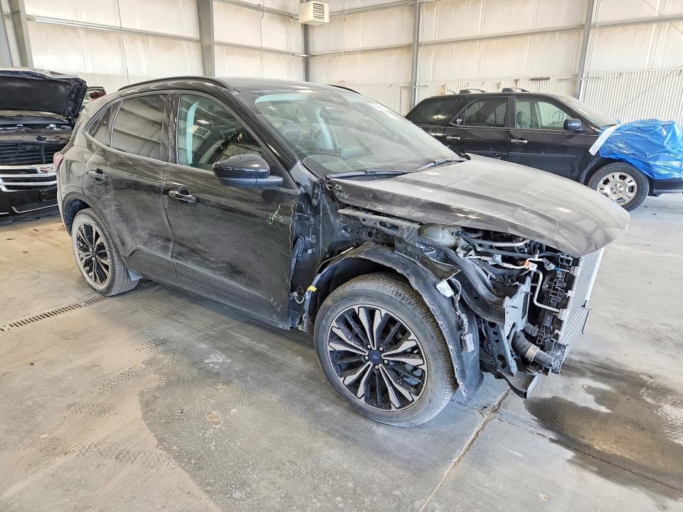 2021 FORD ESCAPE SEL 4