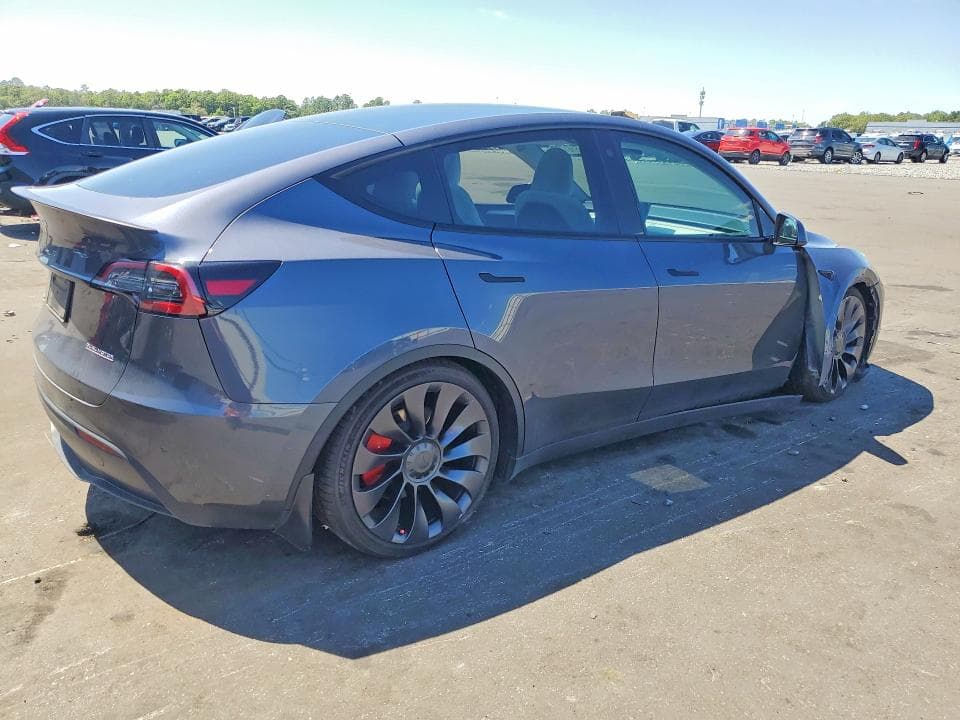 2023 TESLA MODEL Y 3