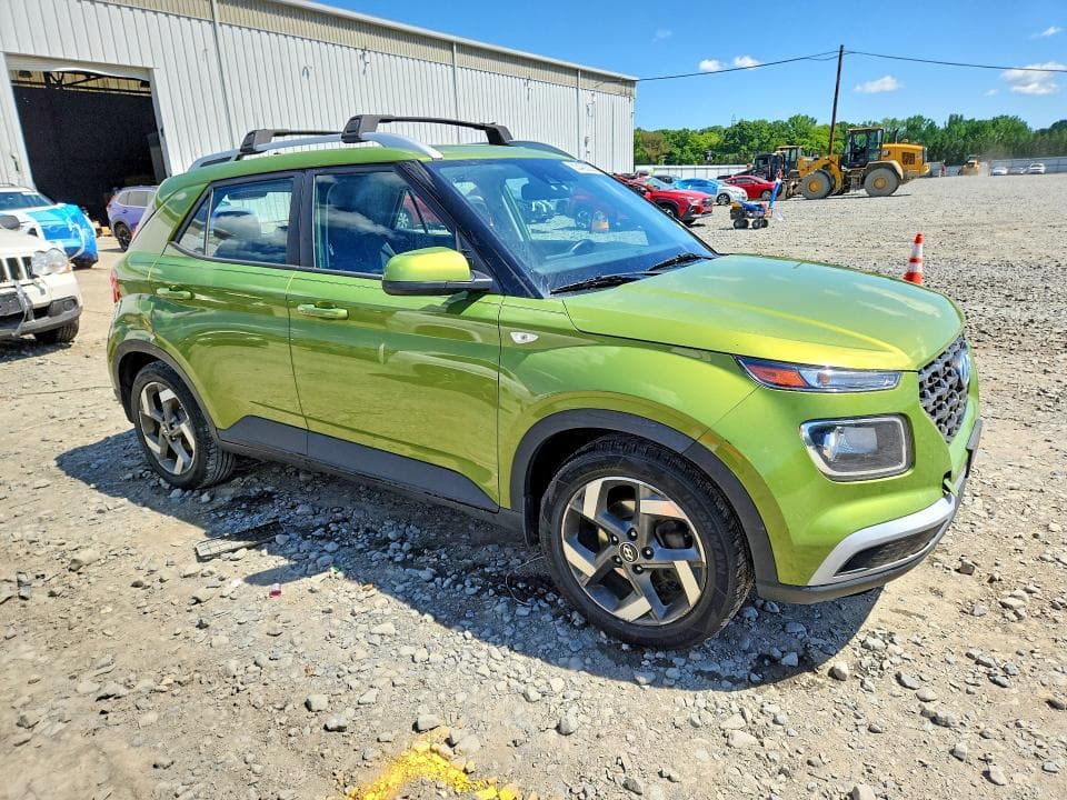 2022 HYUNDAI VENUE SEL 4