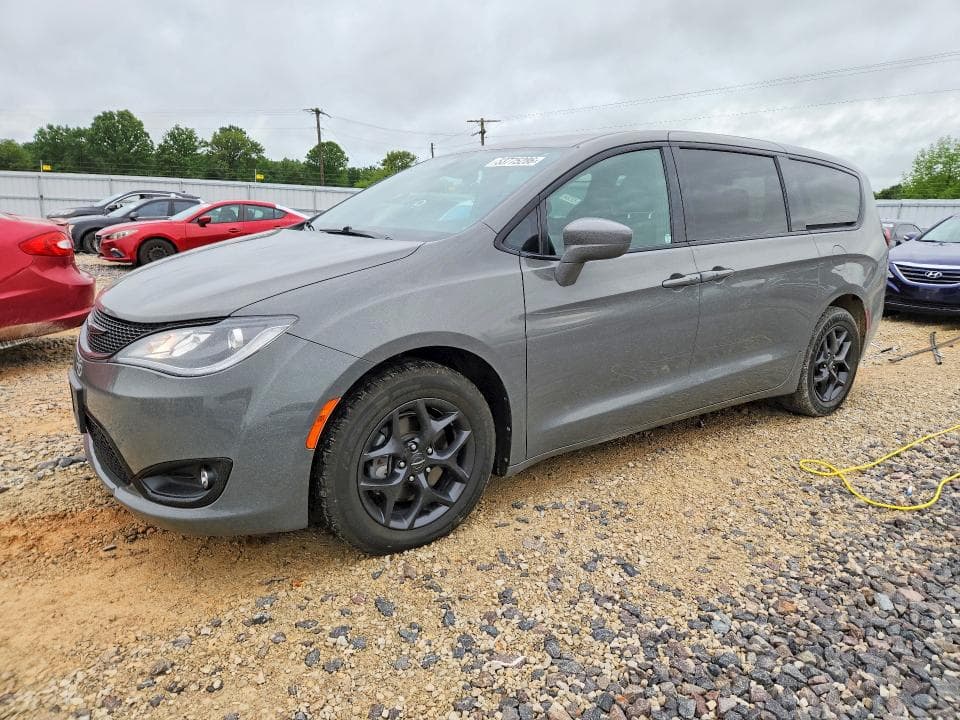 2020 CHRYSLER PACIFICA TOURING - 1