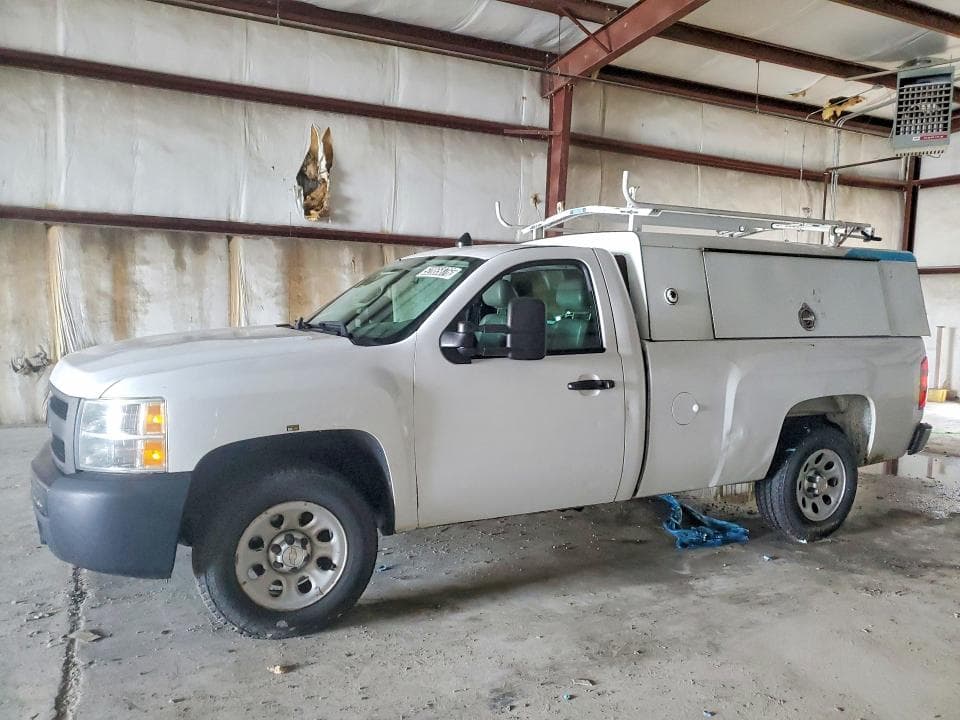 2013 CHEVROLET SILVERADO