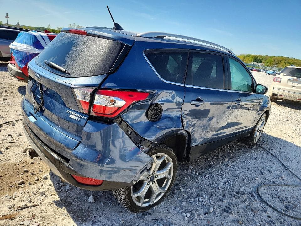 2018 FORD ESCAPE TITANIUM 3