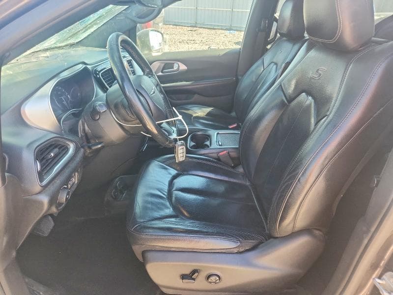 2019 CHRYSLER PACIFICA T 7