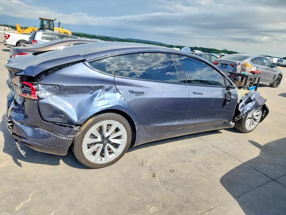 2023 TESLA MODEL 3 3