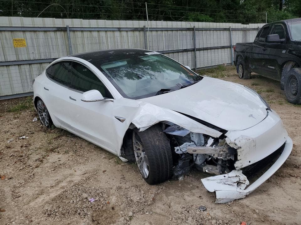 2020 TESLA MODEL 3 4