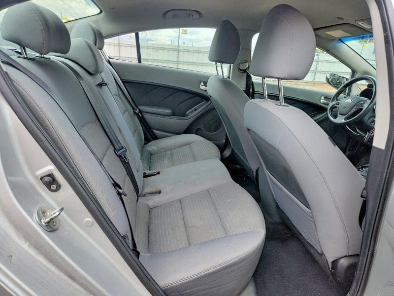 2018 KIA FORTE LX 10