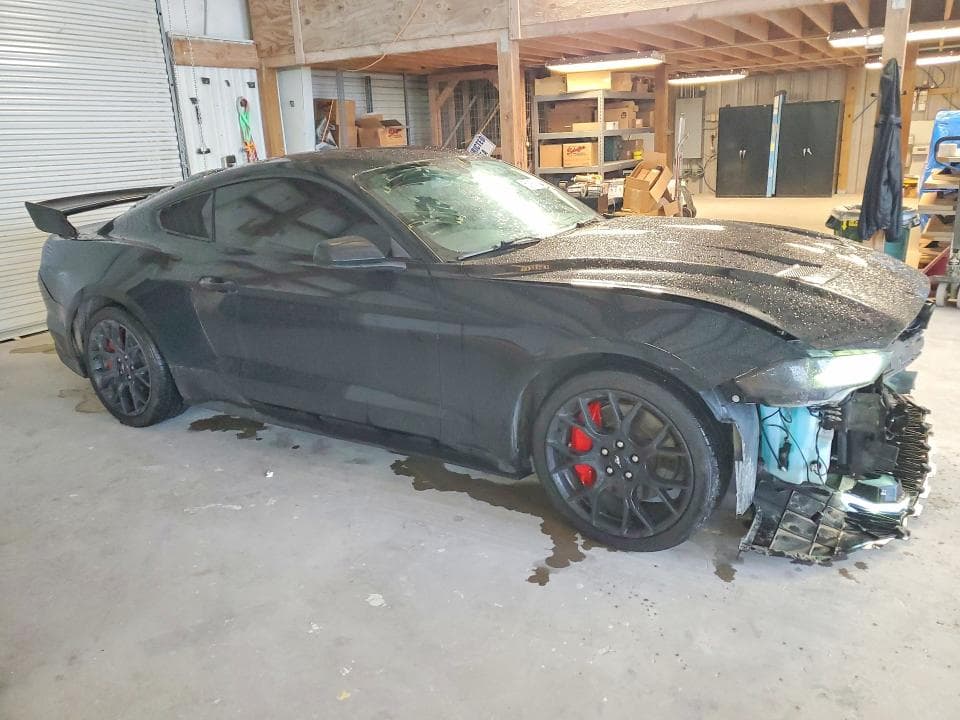 2019 FORD MUSTANG 4