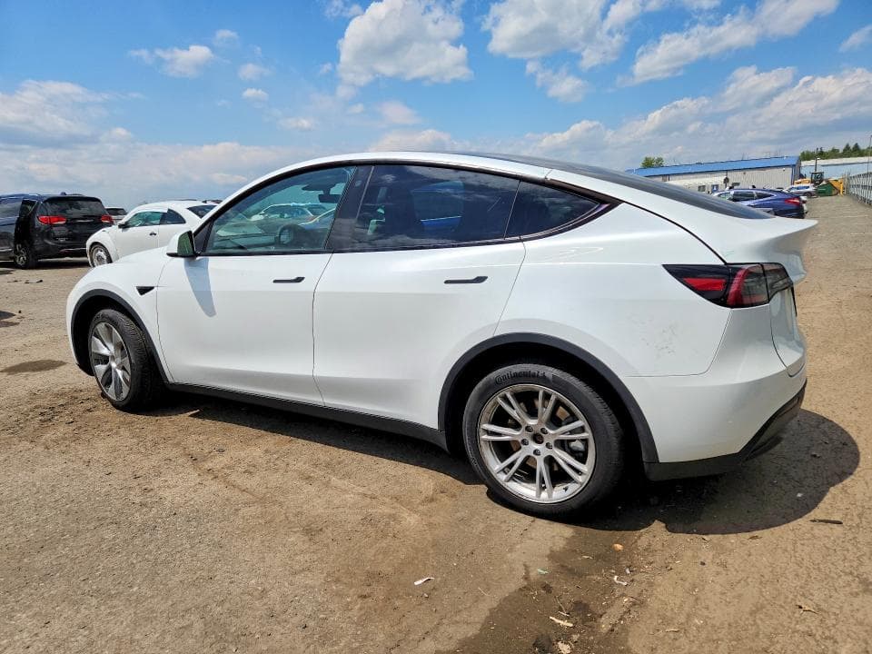 2023 TESLA MODEL Y 2