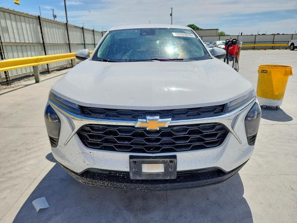 2025 CHEVROLET TRAX LS 5