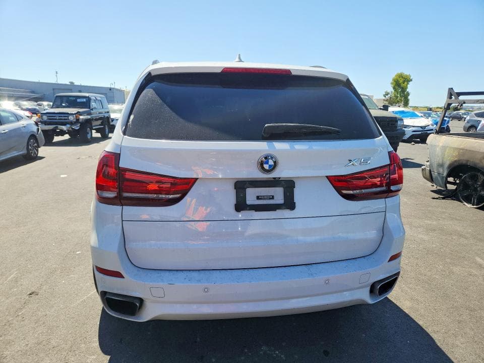 2017 BMW X5 XDR40E 6