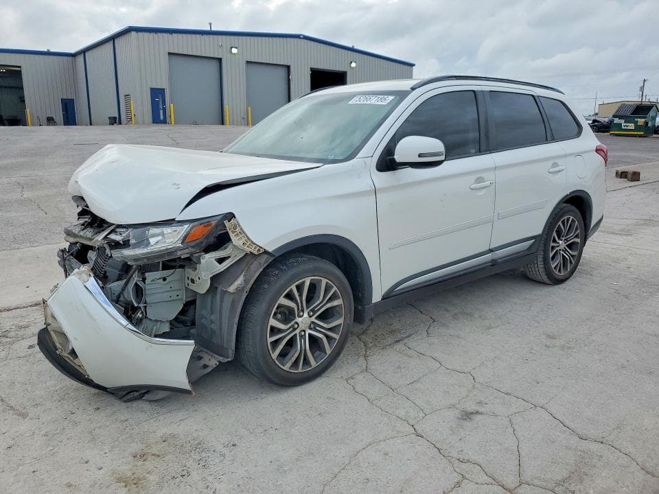 2016 MITSUBISHI OUTLANDER - 1