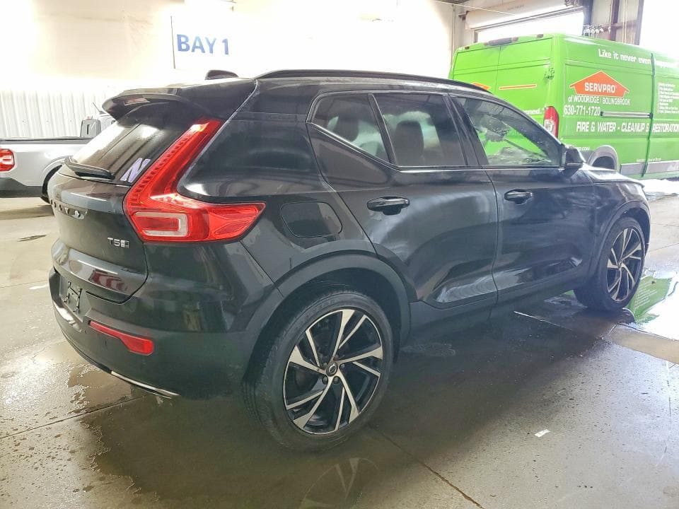 2020 VOLVO XC40 T5 R-DESIGN 3