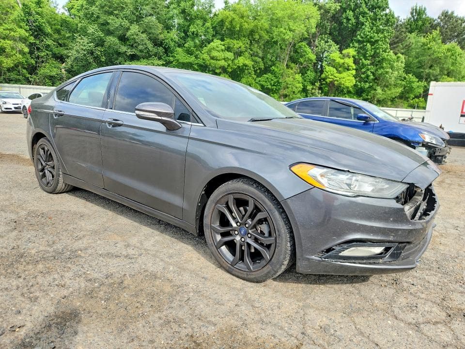 2018 FORD FUSION SE 4