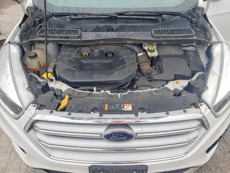 2017 FORD ESCAPE SE 12