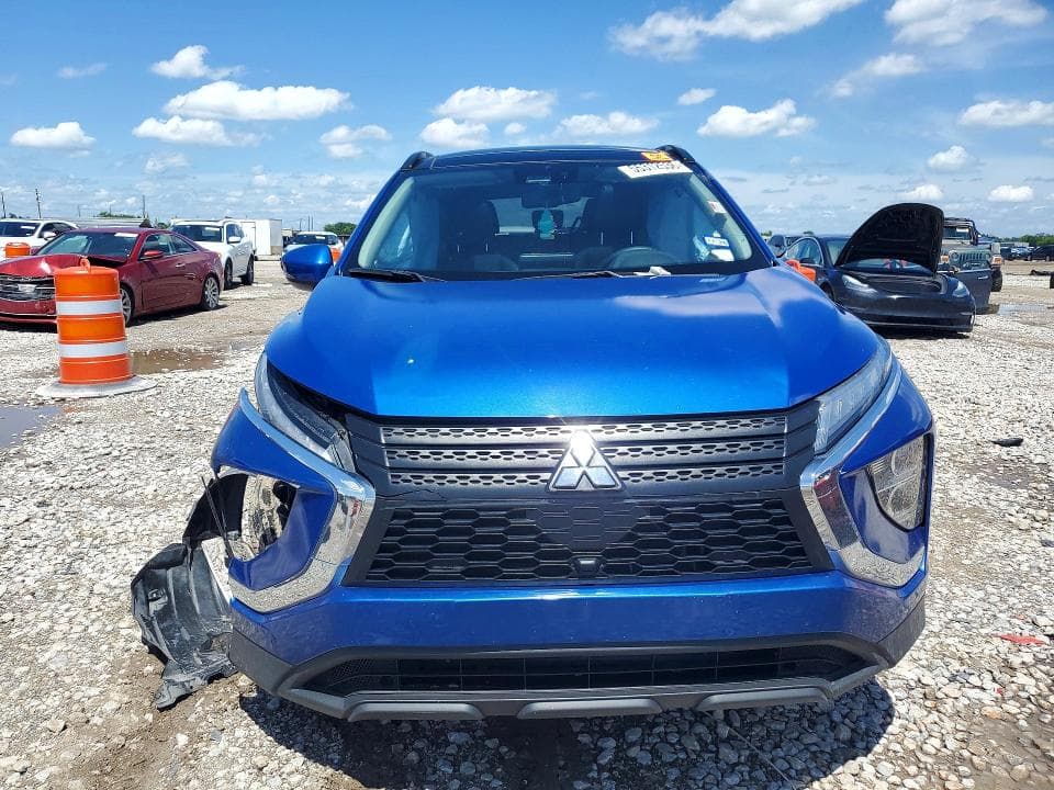 2023 MITSUBISHI ECLIPSE CROSS SE 5