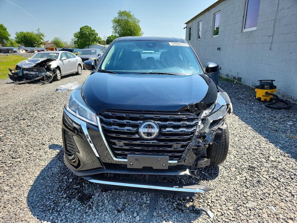 2023 NISSAN KICKS S 5