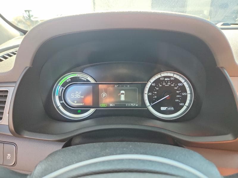 2017 KIA NIRO LX 9