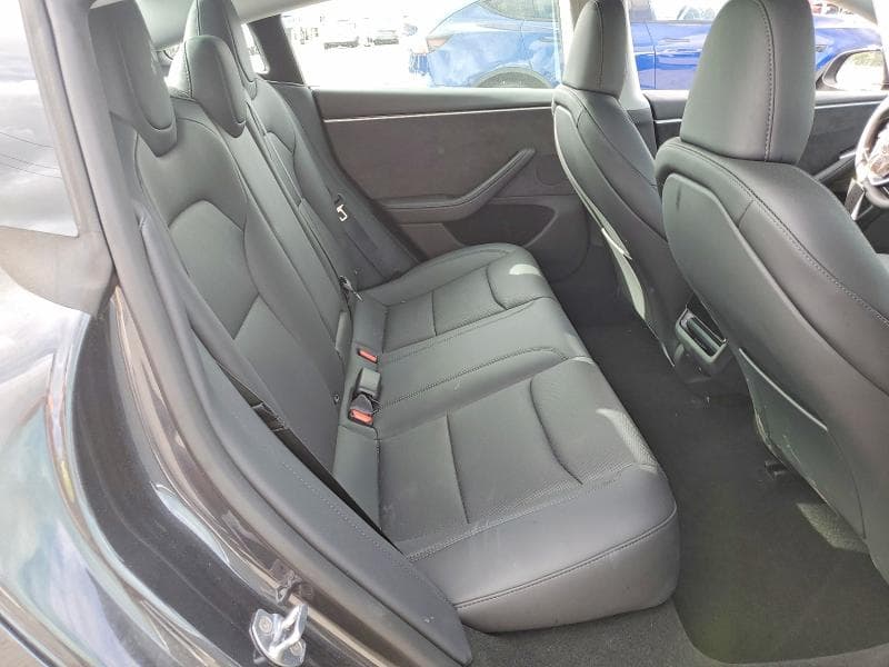 2025 TESLA MODEL 3 10