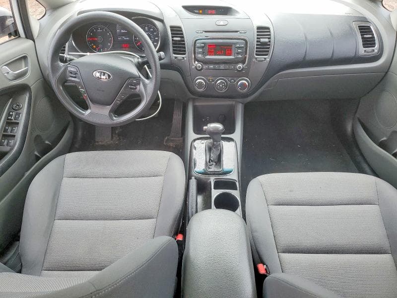 2017 KIA FORTE LX 8