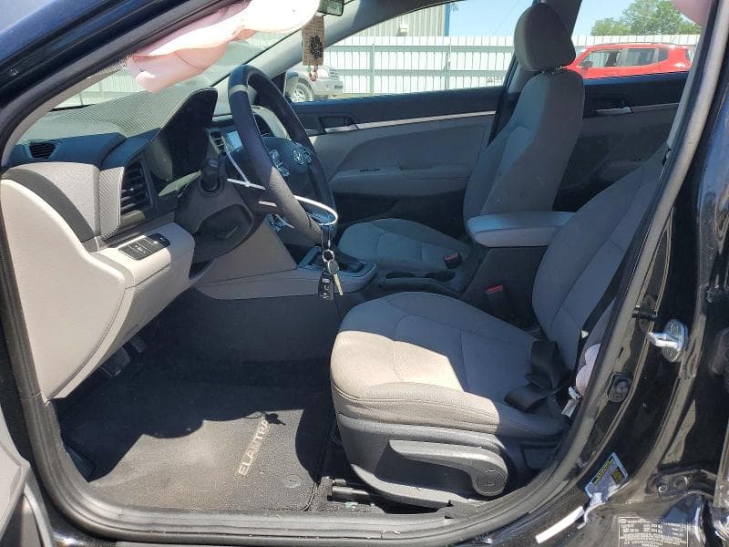 2020 HYUNDAI ELANTRA SE 7