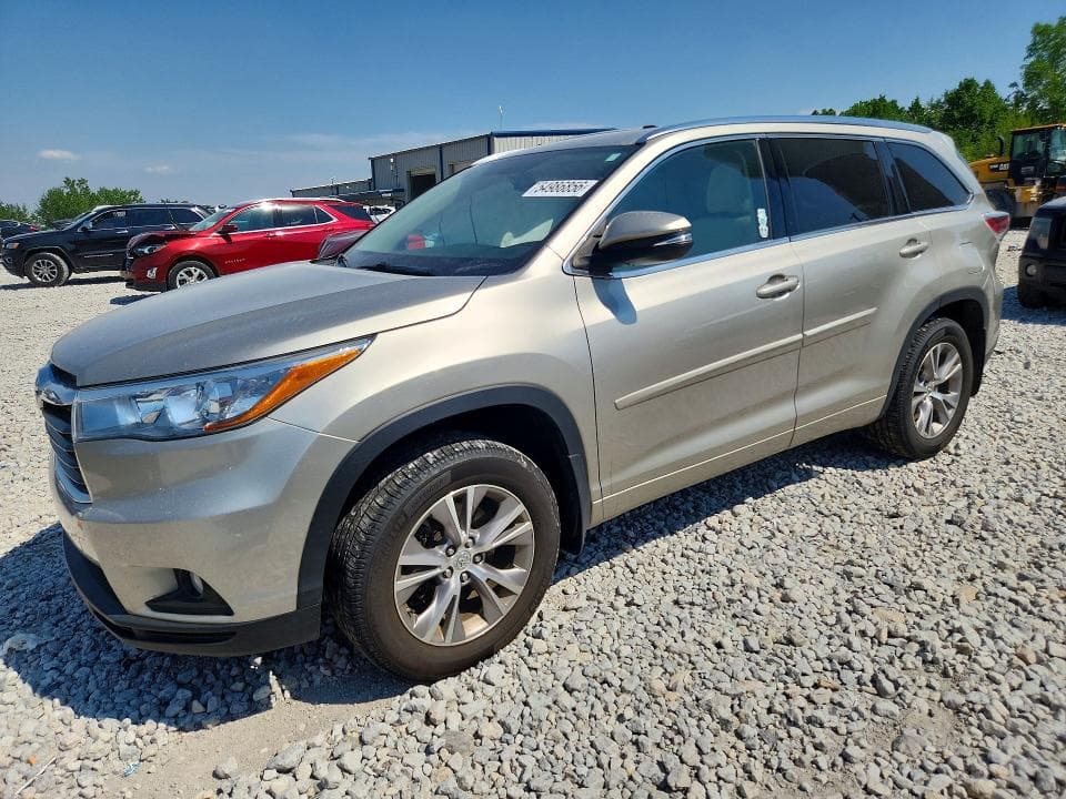 2015 TOYOTA HIGHLANDER - 1