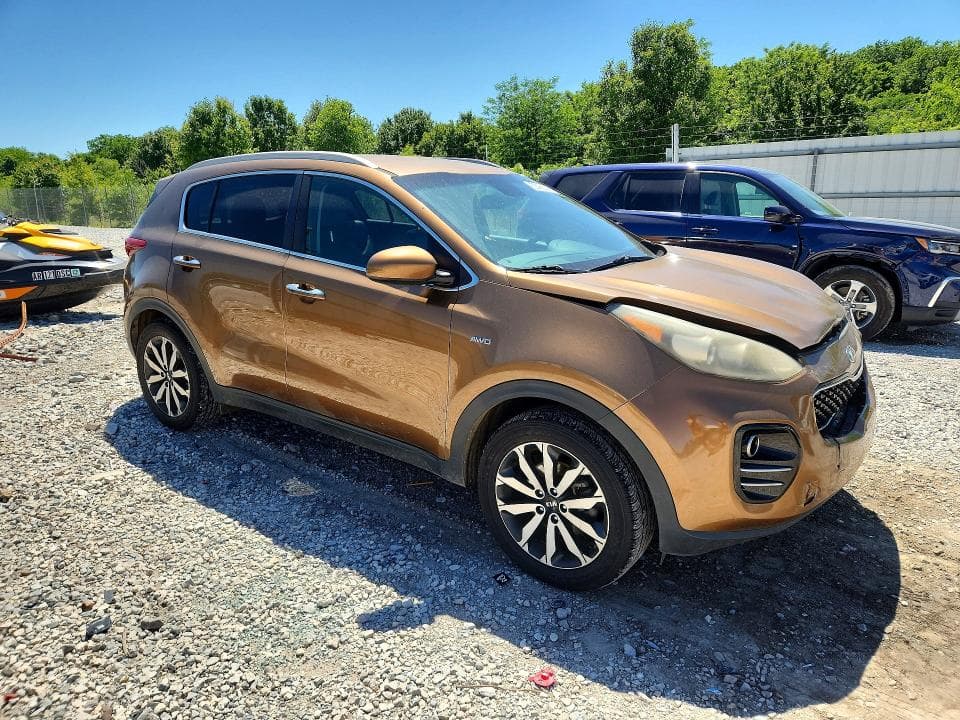 2017 KIA SPORTAGE EX 4