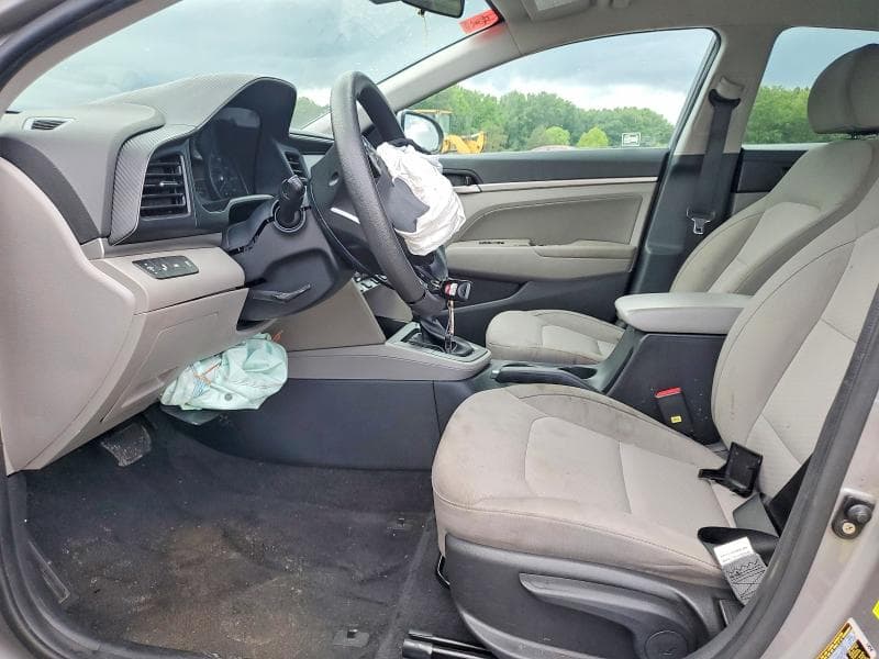 2020 HYUNDAI ELANTRA SEL 7