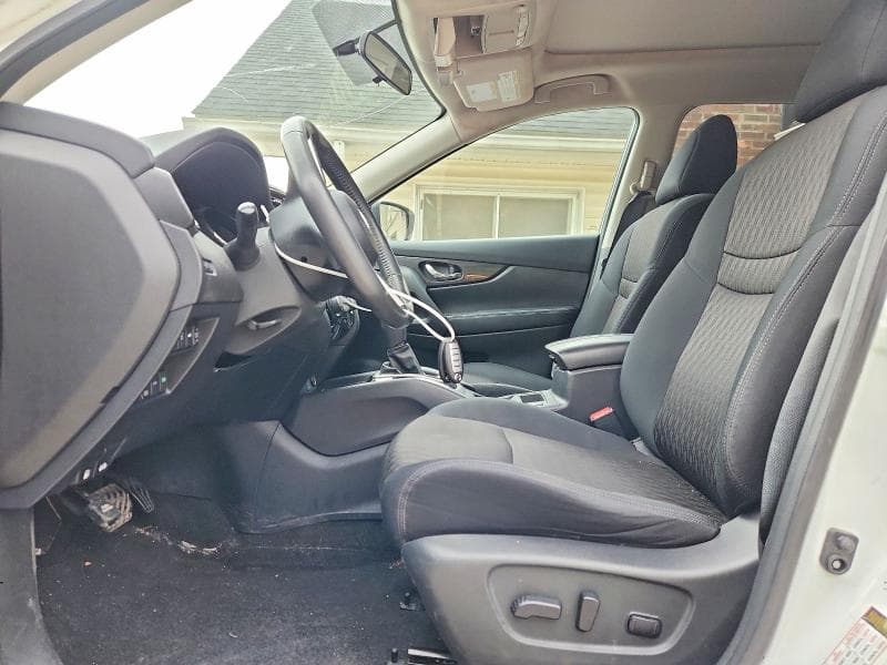 2017 NISSAN ROGUE SV 7