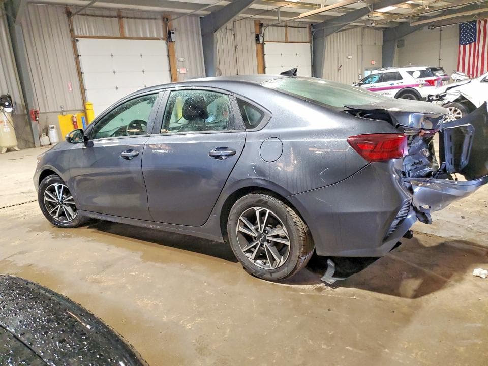 2024 KIA FORTE LXS 2