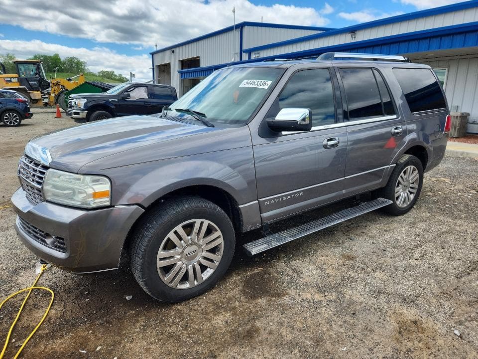 2011 LINCOLN NAVIGATOR - 1