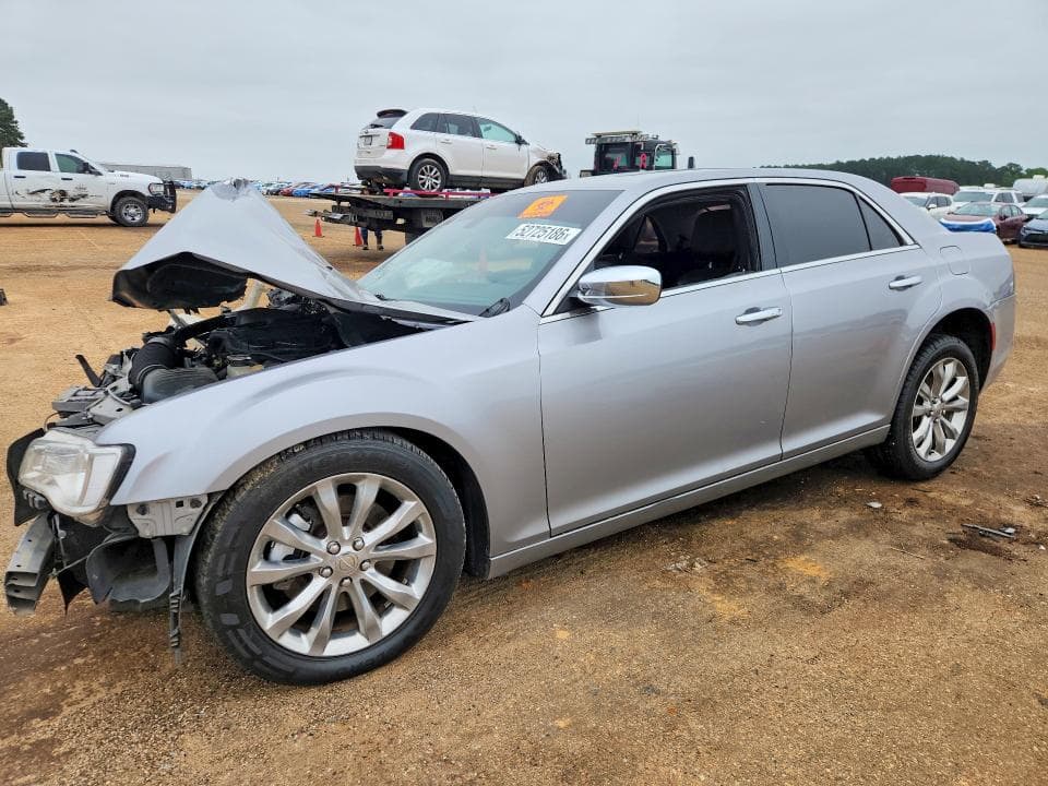 2018 CHRYSLER 300 LIMITED - 1