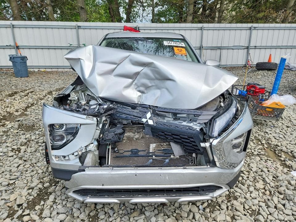 2024 MITSUBISHI ECLIPSE CROSS SE 5