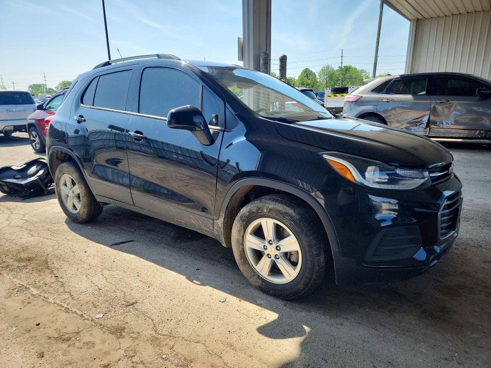 2022 CHEVROLET TRAX 4