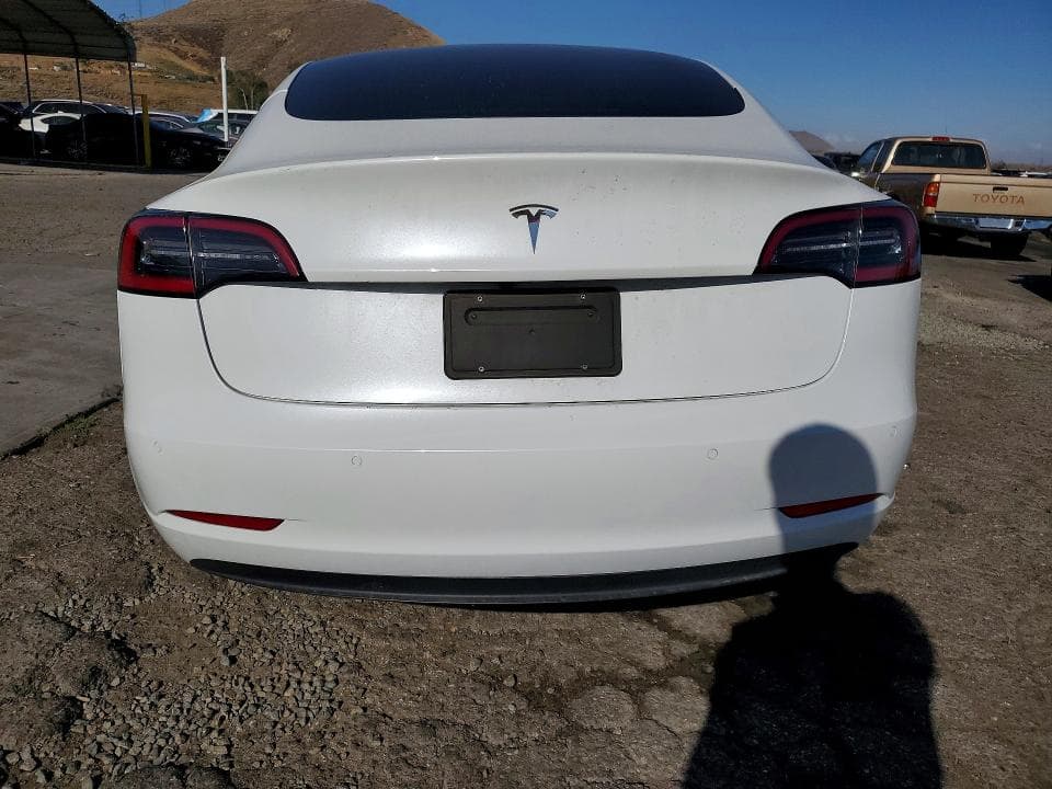 2022 TESLA MODEL 3 6