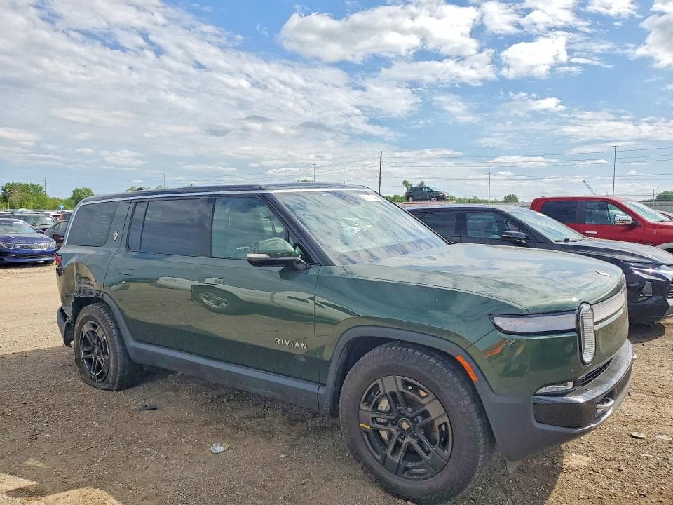 2024 RIVIAN R1S ADVENTURE 7