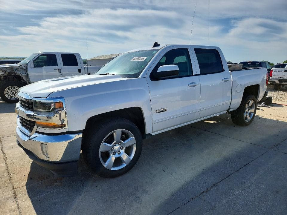 2018 CHEVROLET SILVERADO C1500 LT - 1