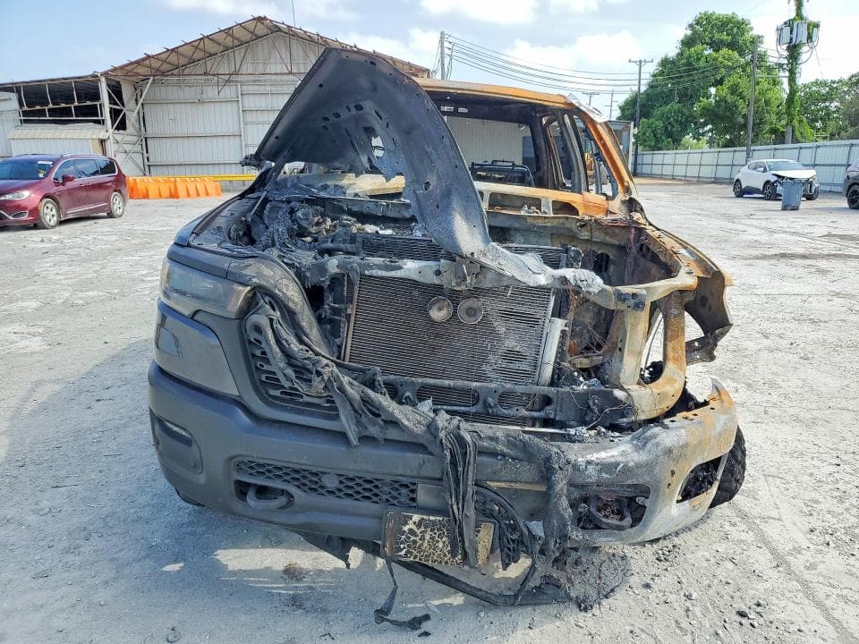 2025 RAM 1500 TRADESMAN 5