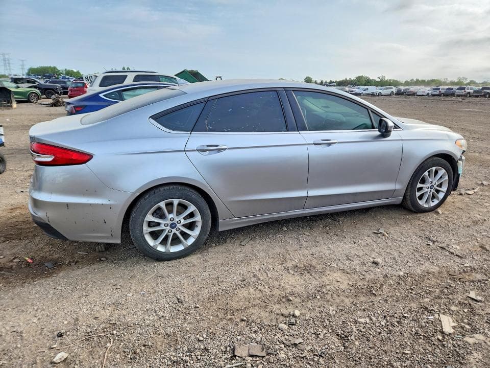 2020 FORD FUSION SE 3