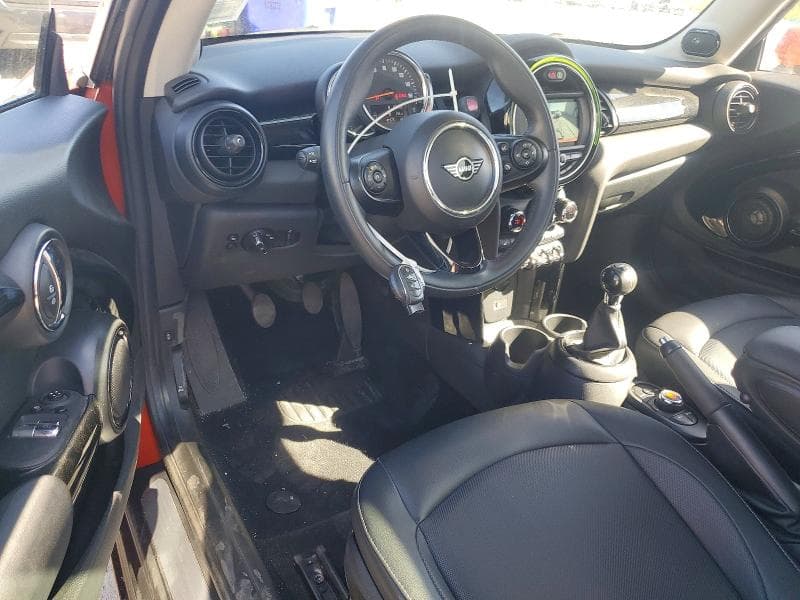 2021 MINI COOPER 8