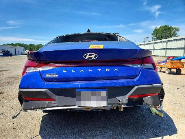 2024 HYUNDAI ELANTRA SEL 6