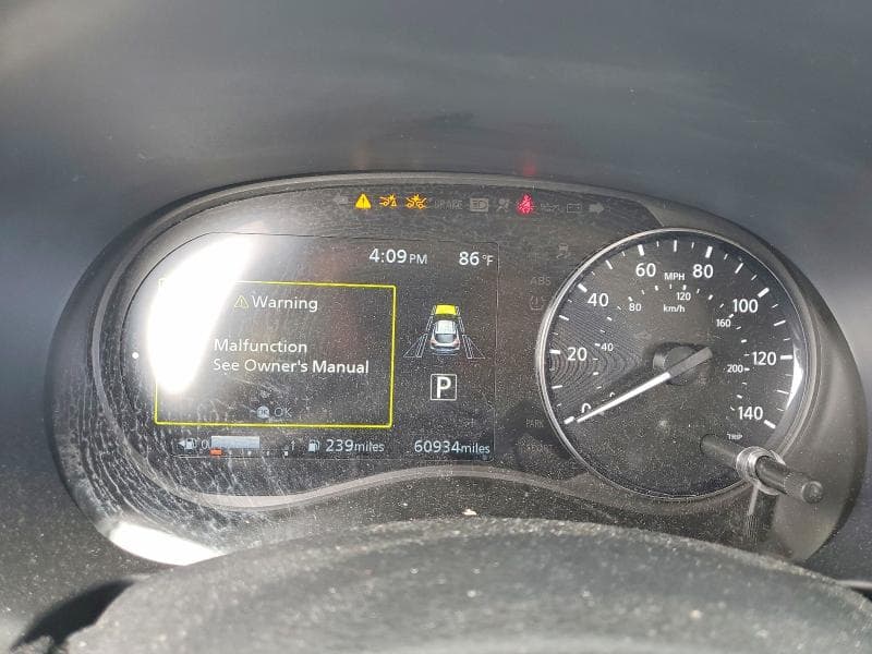 2022 NISSAN KICKS SR 9