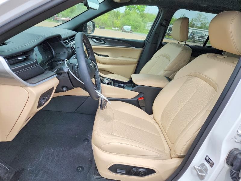 2025 JEEP GRAND CHEROKEE LIMITED 7