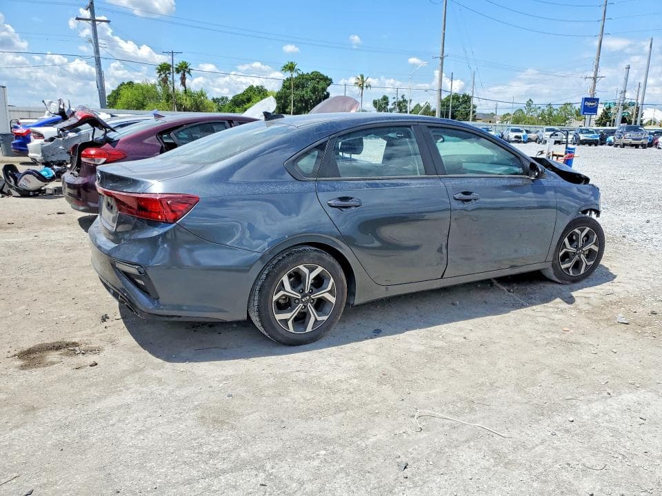 2021 KIA FORTE LXS 3