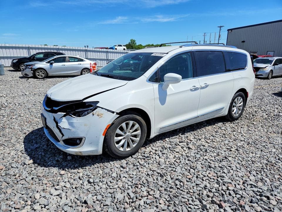 2018 CHRYSLER PACIFICA TOURING L - 1