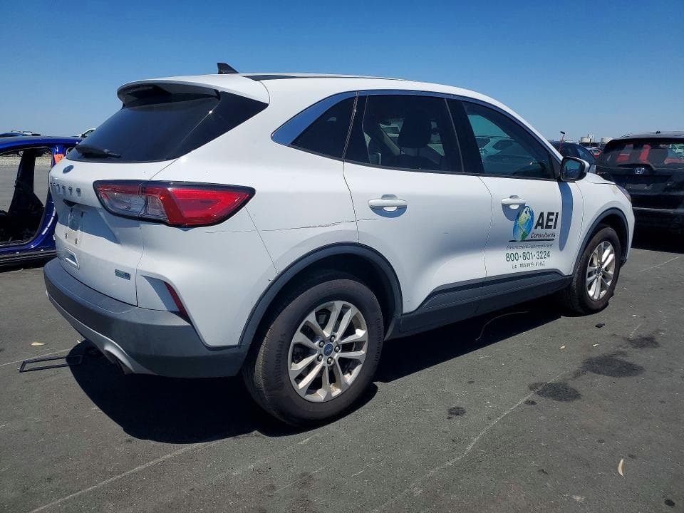 2020 FORD ESCAPE SE 3