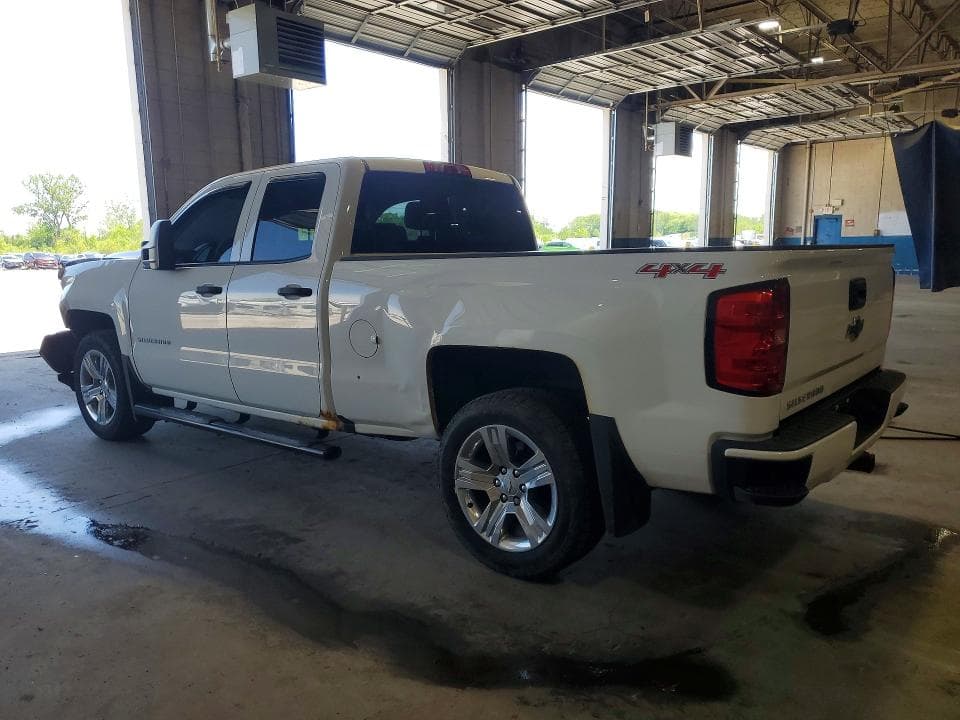 2017 CHEVROLET SILVERADO K1500 CUSTOM 2