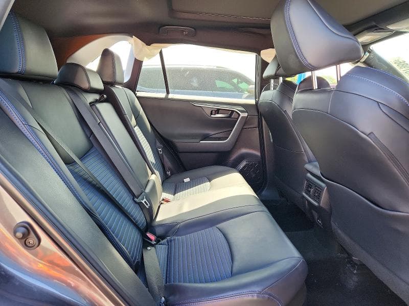 2024 TOYOTA RAV4 XSE 11