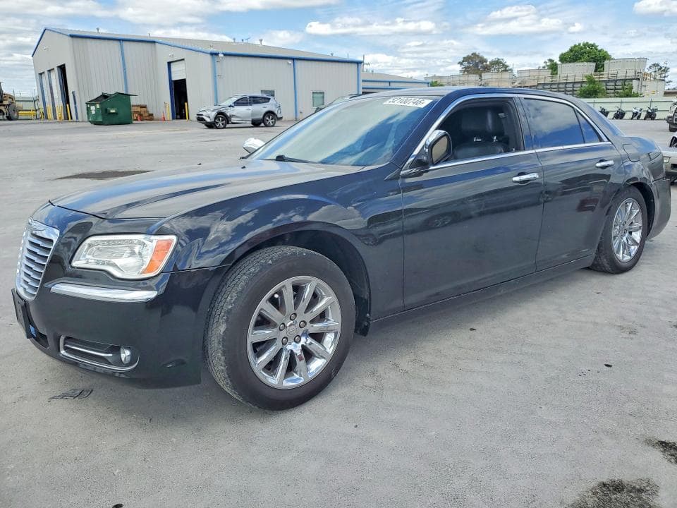 2013 CHRYSLER 300C - 1