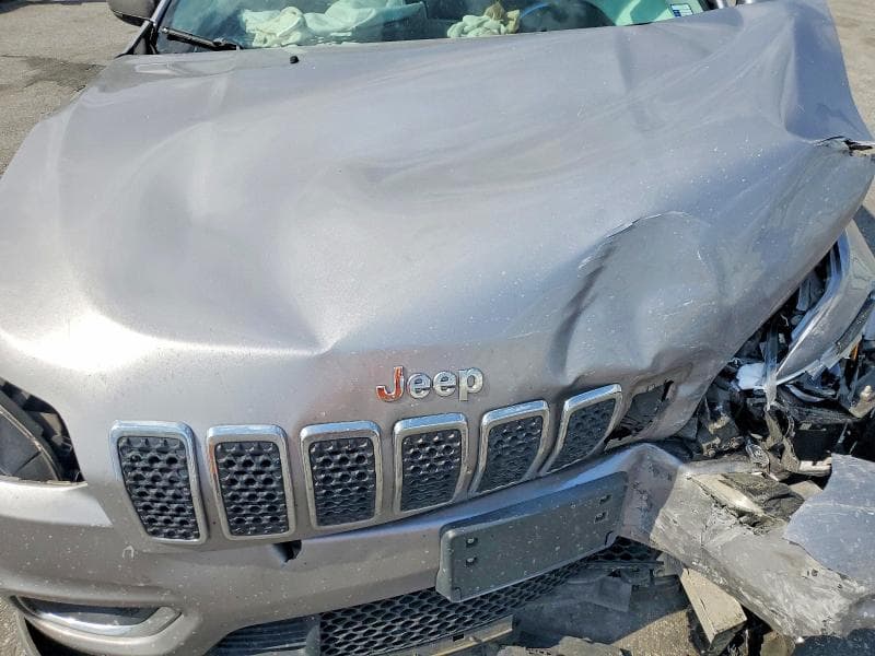 2019 JEEP CHEROKEE LIMITED 12